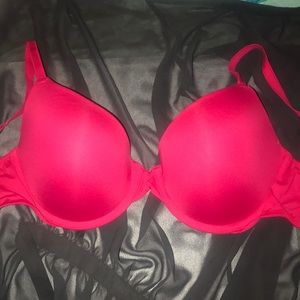 Victoria’s secret 36D push up